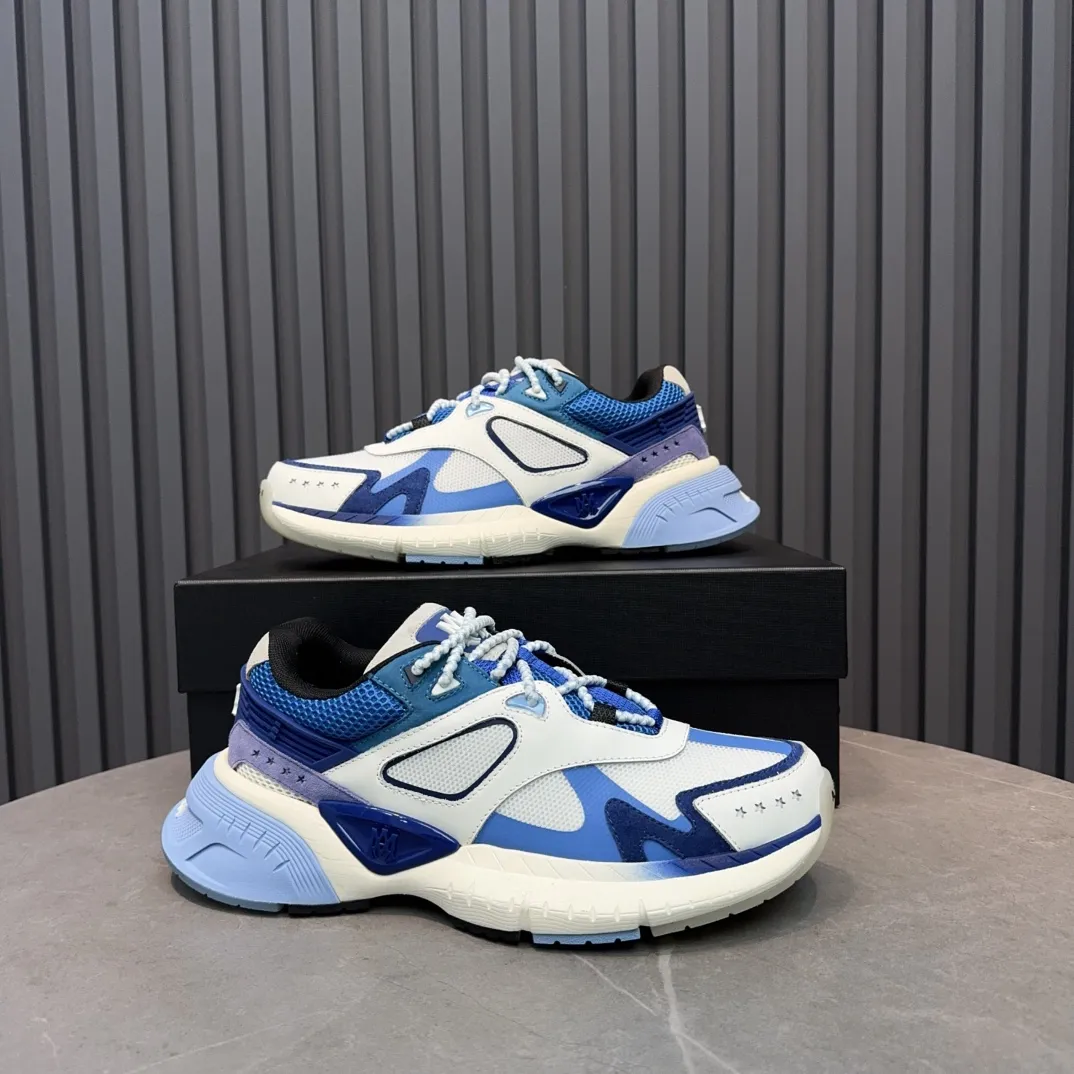 [AMIRI Amir] P: 760💰Size for couples: Female 35-40; Male 39-44; (Customized at 45.46) AMIRI Amir New Autumn and Winter Products New Autumn Latest Catwalk Couple Color Block Bread Casual Sports Shoes Series 〰 Casual fashion style full of details New generation of bone shoes popular classic upgrades Super comfortable and super popular! AUTRY is an exclusive version of AUTRY couple casual shoes from a high street brand in Los Angeles. Many celebrity Internet celebrities have the same style. Chinese new rapper Xiaobai Gali, Wang Yibo, Yang Mi and other Internet celebrity bloggers are competing for their feet. The three-dimensional molded metal logo on the side of the AJ1 shoe is on par with Nike's popular Fog. The heroic value instantly has a bit of punk rock flavor, all showing fashion sense and street style... ▪ Upper: original custom-made cowhide + original custom-made breathable mesh ▪Inner lining: original customized breathable mesh ▪Outsole: original molded two-color TPU rubber combination outsole.